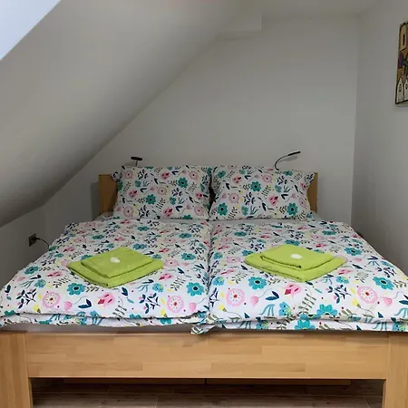 Farsky Dvur Apartament Stráž nad Nežárkou